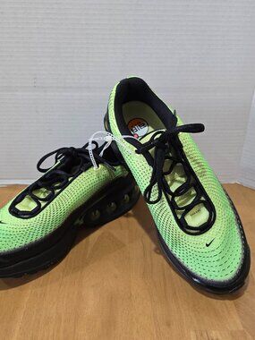Nike Air Max DN AMD Light Lemon Twist HV3521-700 Men's Athletic Shoe Sz 8.5 NWOT